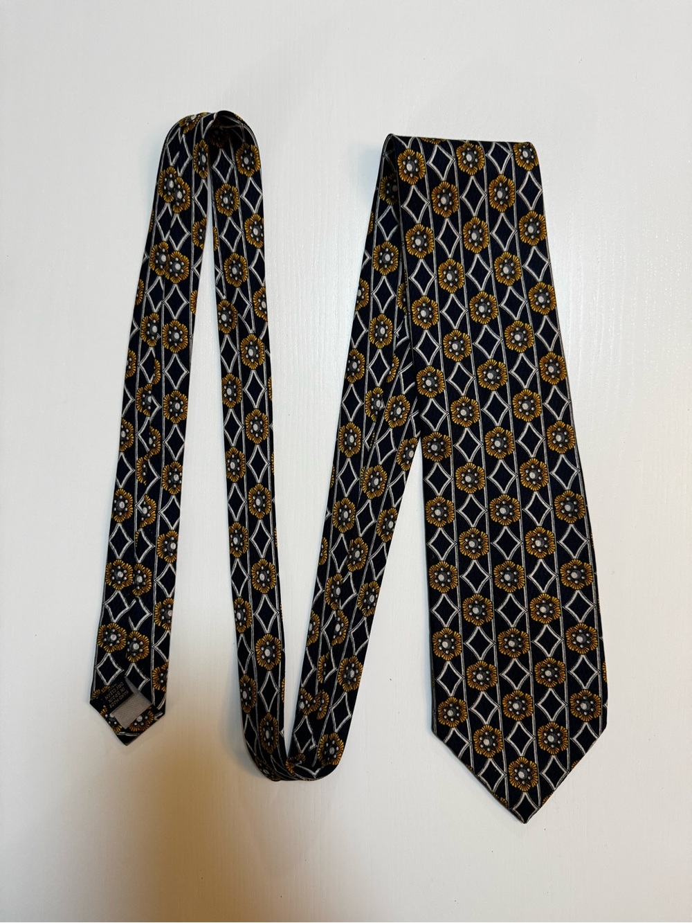 Richel Men’s Handmade 100% Silk Geometric Pointed Tie Black Gold White Gray